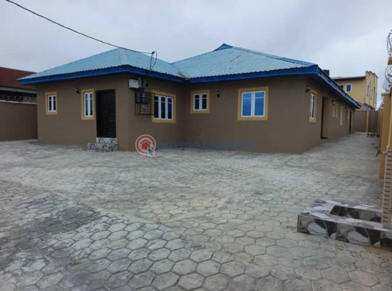 Block Of Flats For Sale Karikapo Estate Kasumu Road Off Akala Express Ibadan Oyo - 11
