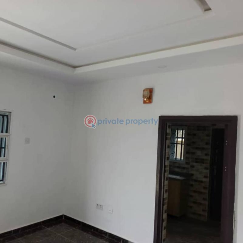 Block Of Flats For Sale Karikapo Estate Kasumu Road Off Akala Express Ibadan Oyo - 0
