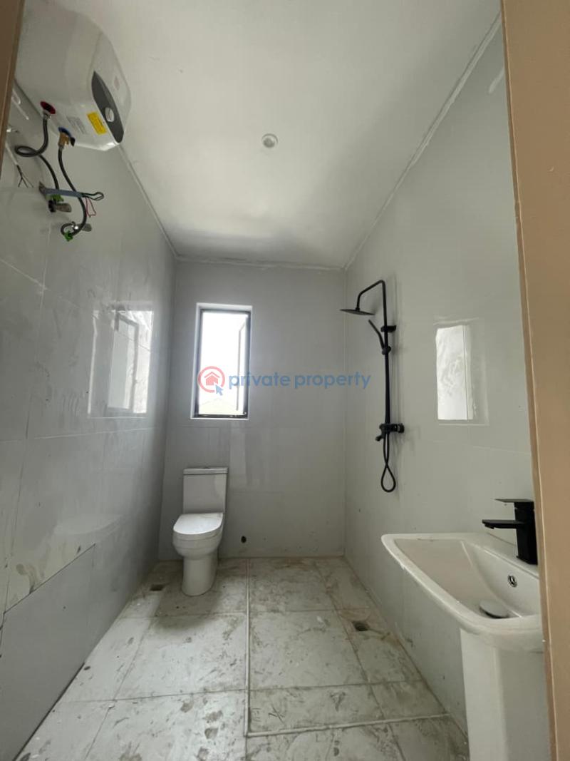 2 bedroom Block Of Flats For Sale Estate, Freedom Way Lekki Lekki Phase 1 Lagos - 9