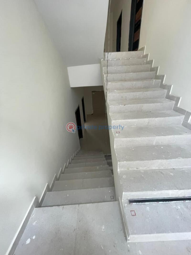 2 bedroom Block Of Flats For Sale Estate, Freedom Way Lekki Lekki Phase 1 Lagos - 0