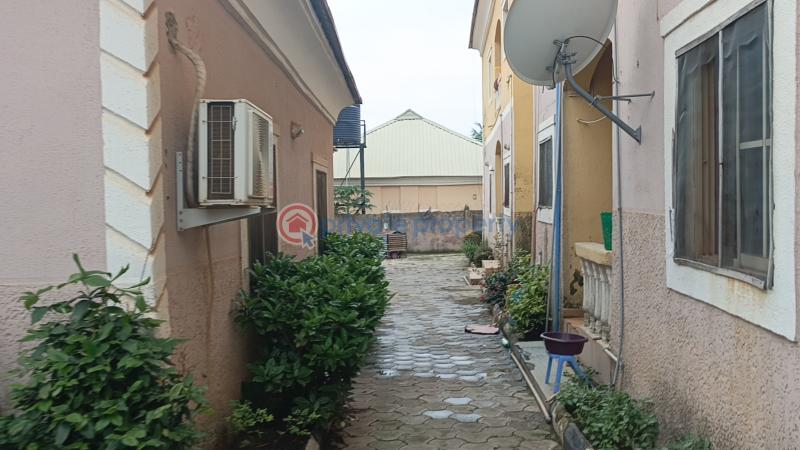 3 bedroom Block Of Flats For Sale Karu Site, Karu, Abuja Karu Abuja Phase 4  - 4