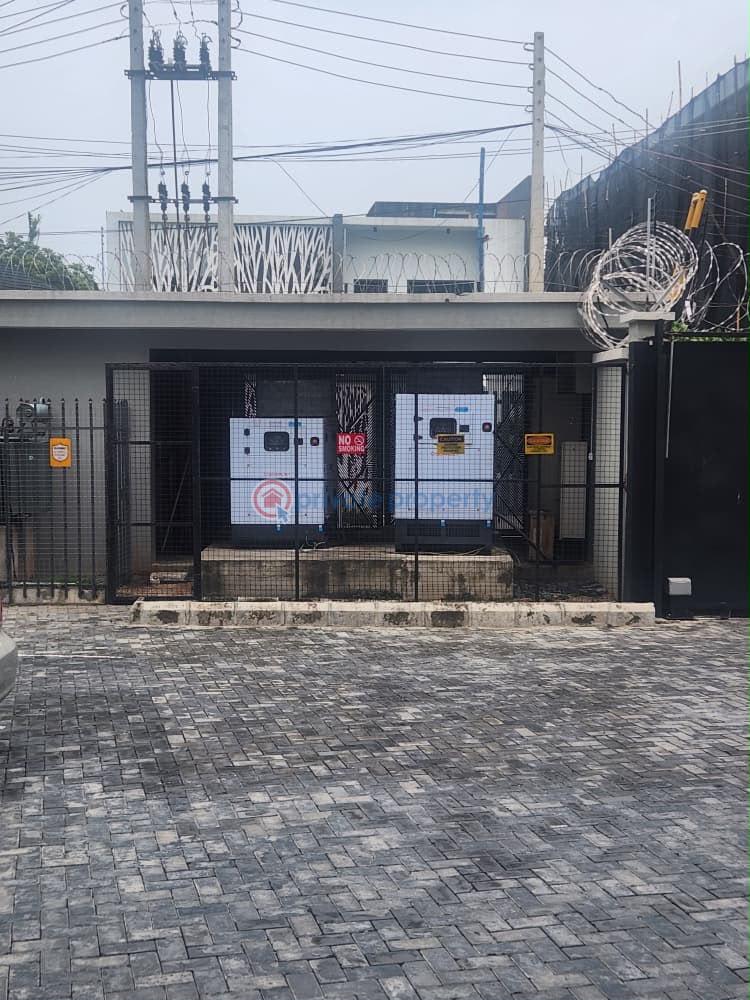 3 bedroom Block Of Flats For Rent Oroke Drive Ikoyi Lagos - 17