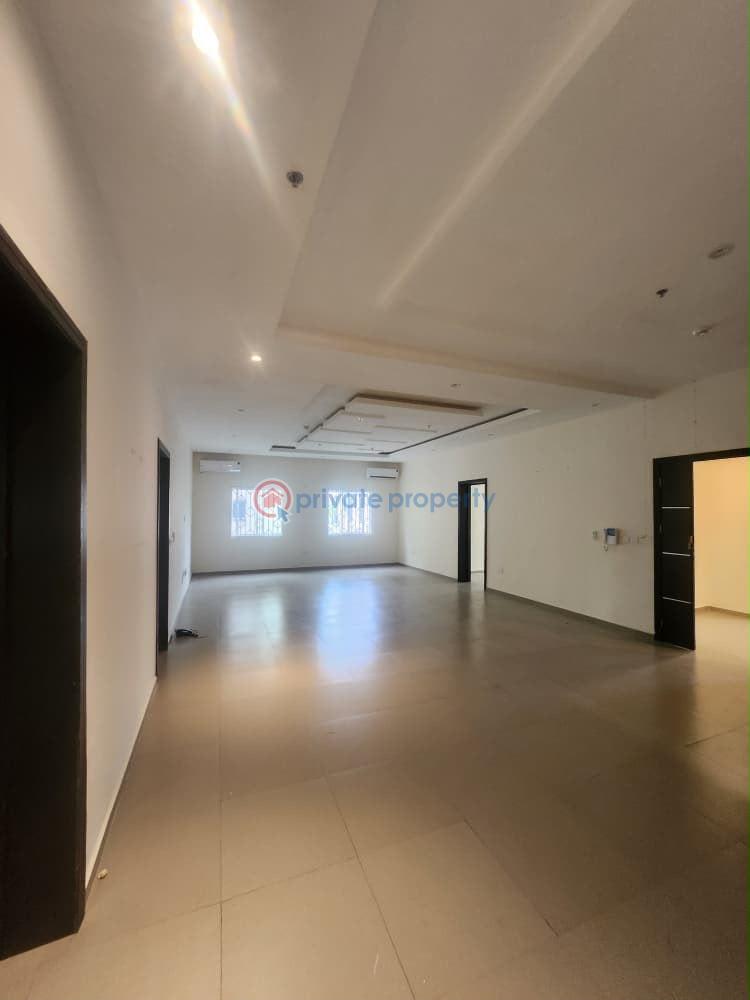 3 bedroom Block Of Flats For Rent Oroke Drive Ikoyi Lagos - 3