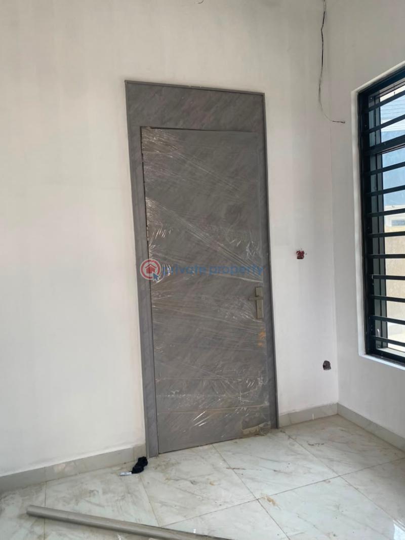 5 bedroom Detached Duplex For Sale Muyibat Oyefusi Street Omole Phase 1 Ojodu Lagos - 4