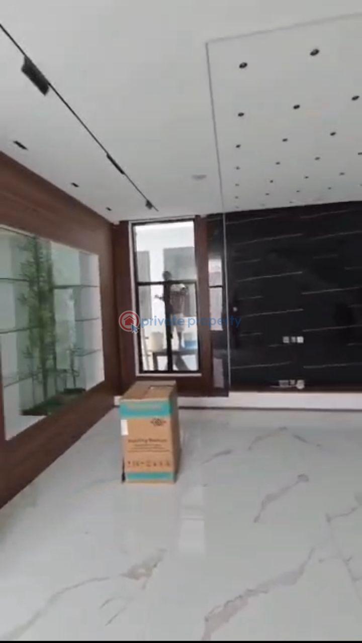 5 bedroom Detached Duplex For Sale Phase 1 Lekki Lagos - 4