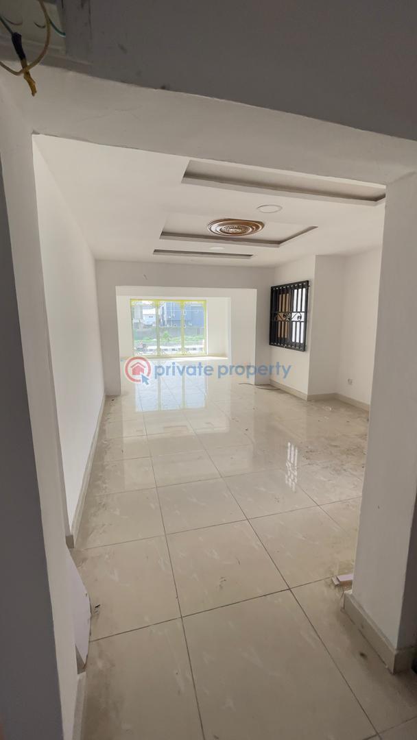 Shop For Rent Lekki Phase 1 Lagos - 3