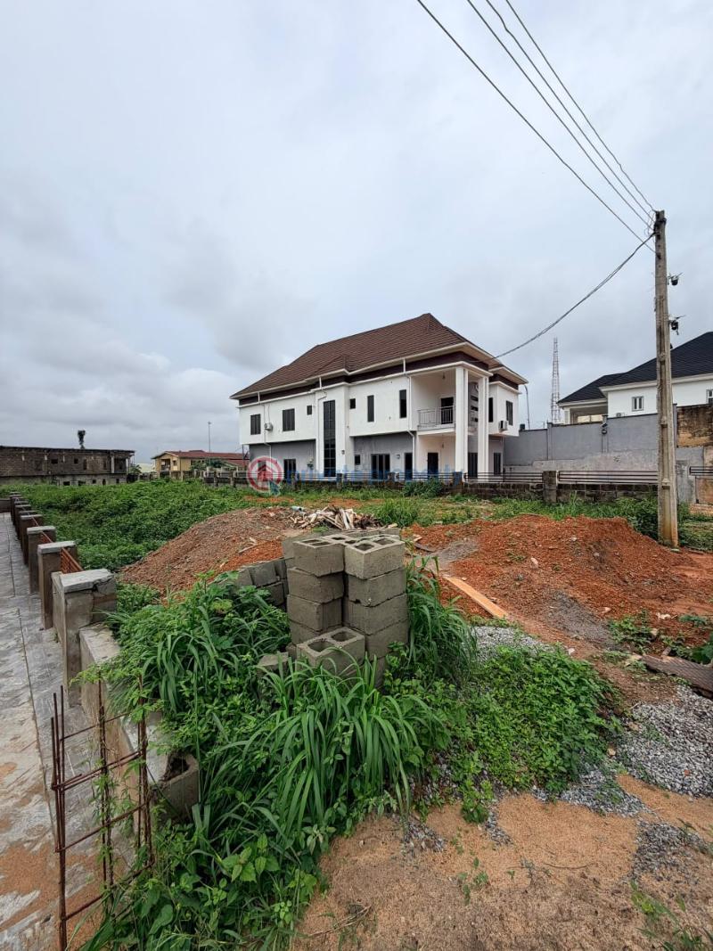 Land For Sale At Tiger Mini Estate, Phase One Ibadan Oyo - 1