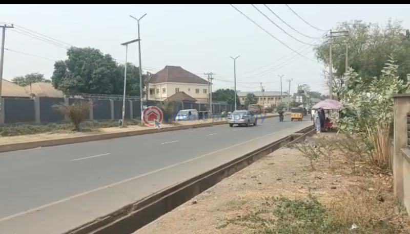 Commercial Land For Sale Nyanya, Karu Express Road, Karu, Abuja. Karu Abuja Phase 4  - 0