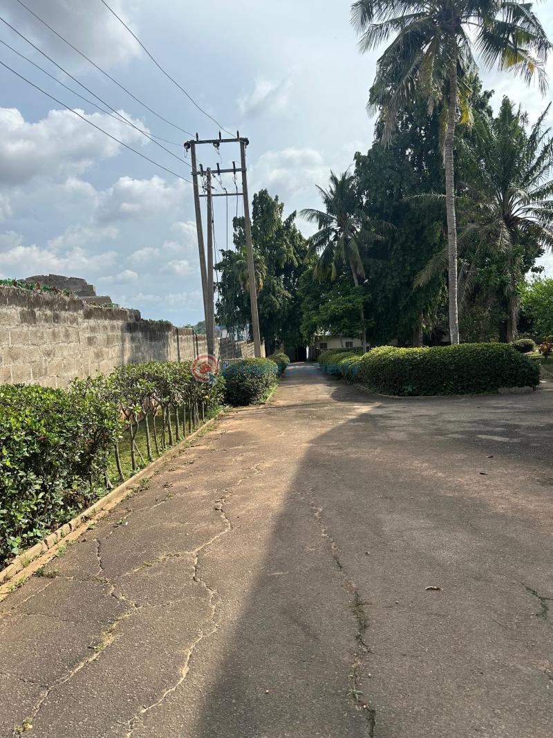 Mixed use Land For Sale Rotimi William Old Bodija Ibadan Oyo - 0