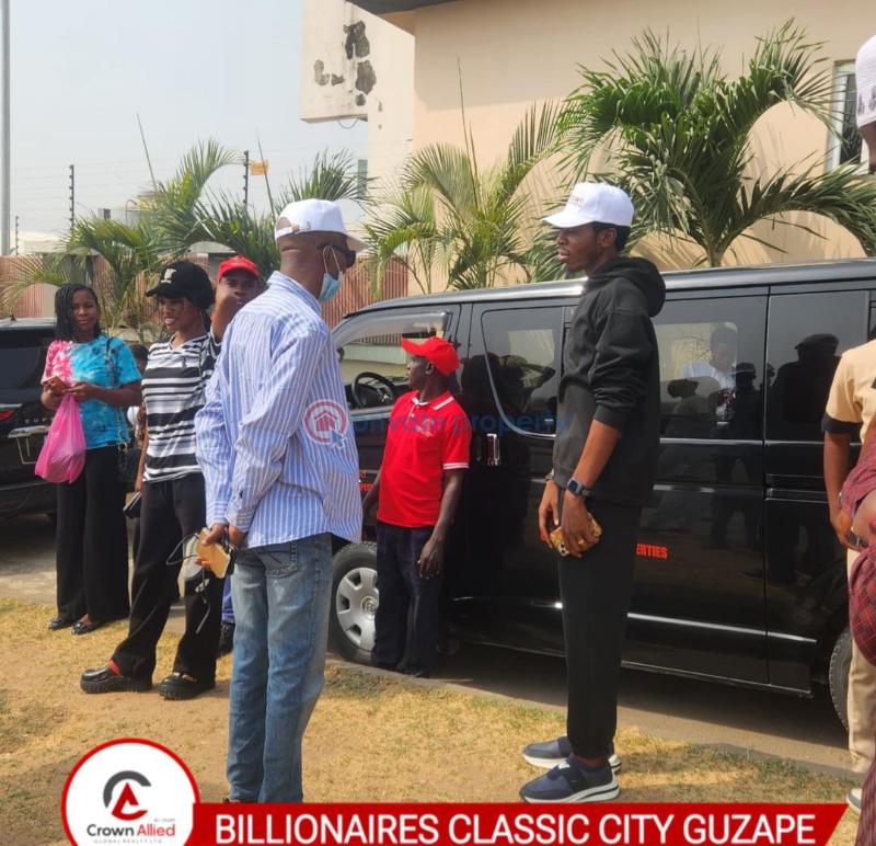 Residential Land For Sale Billionaire Classic City, Deposit 30% Then Spread Your Balance Within 6months Guzape Abuja Phase 1  - 5