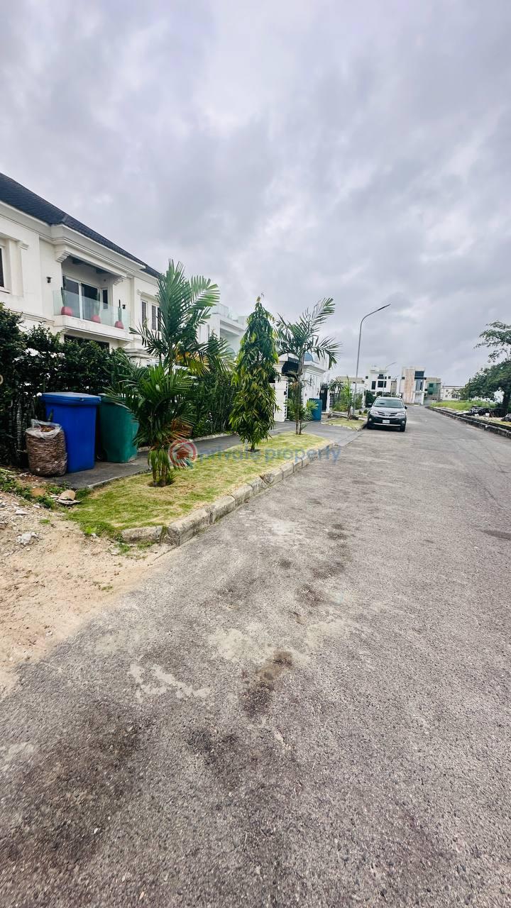 Land For Sale Pinnock Beach Estate Osapa, Osapa Lekki Lagos - 4