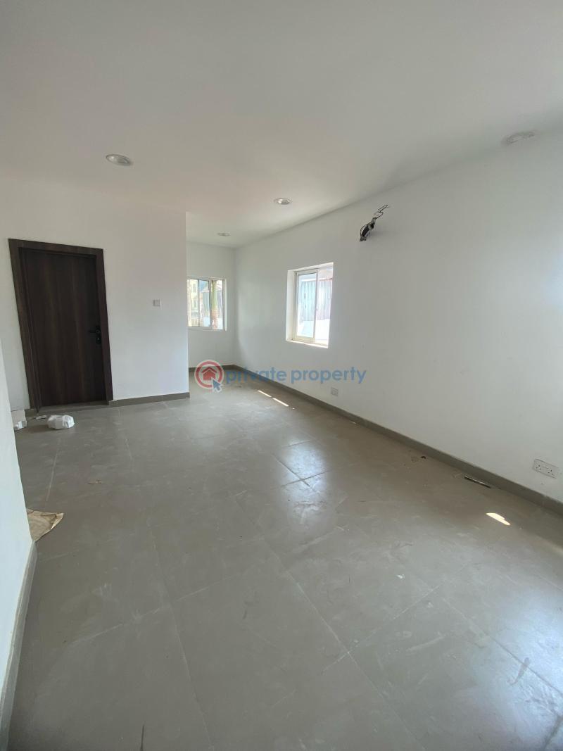 50sqm shop in a strategic environment - 1 Shop For Rent Lekki Phase 1 Lagos - 1