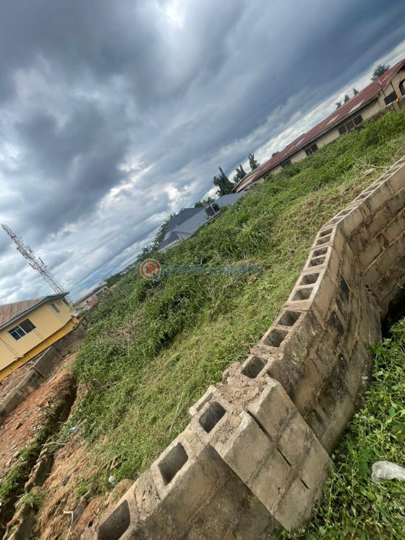 Land For Sale Location: New Bodija Close To Deputy Governor's House In A Very Serene Environment Ibadan Oyo - 1