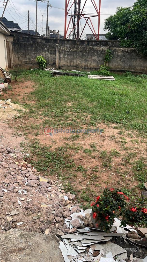 Land For Sale Iju-Ishaga Agege Lagos - 1