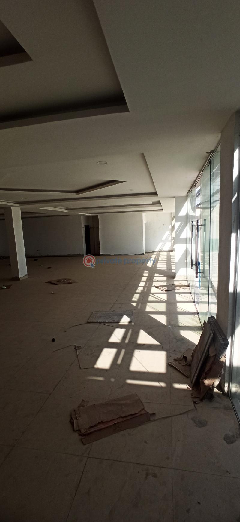 Mall/Complex/Plaza For Rent Wuse II Abuja Phase 1  - 6