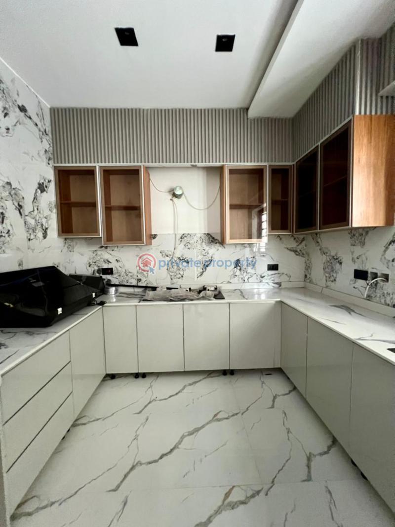 5 bedroom Detached Duplex For Sale Lekki Phase 1 Lagos - 4