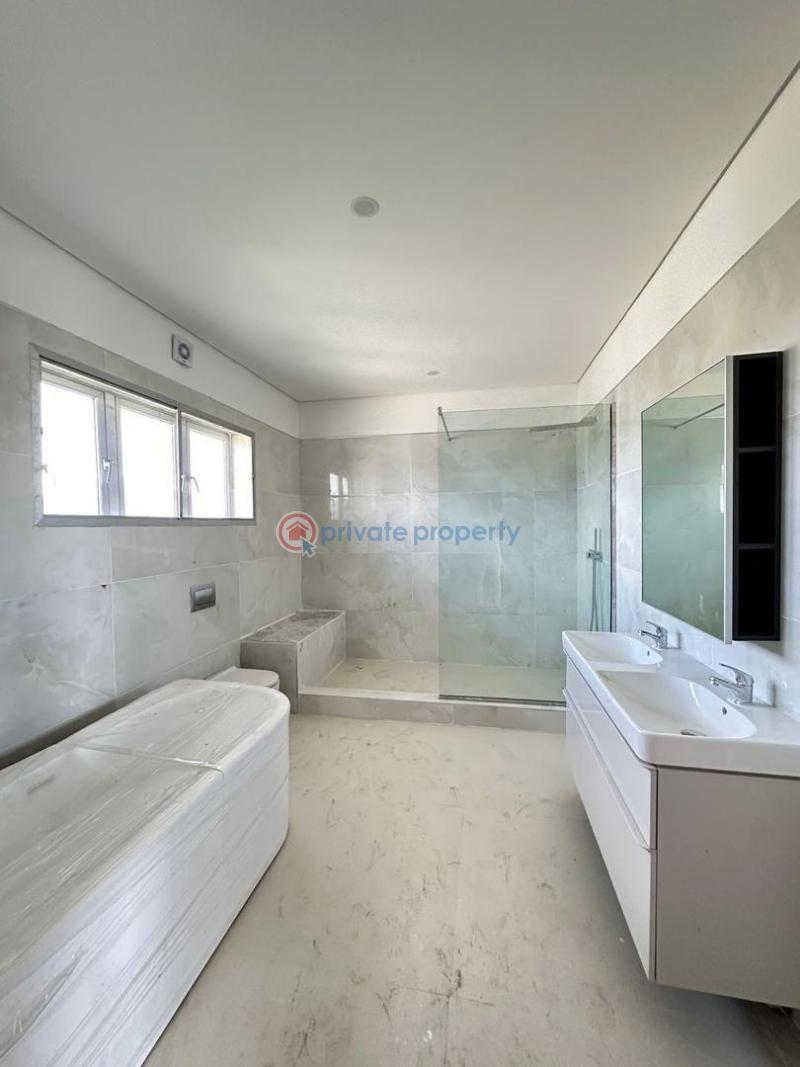 5 bedroom Detached Duplex For Sale Admiralty Lekki Phase 1 Lagos - 5