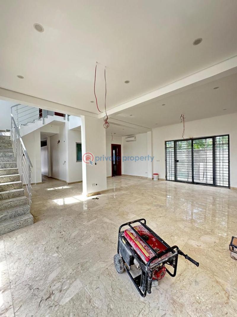5 bedroom Detached Duplex For Sale Admiralty Lekki Phase 1 Lagos - 9