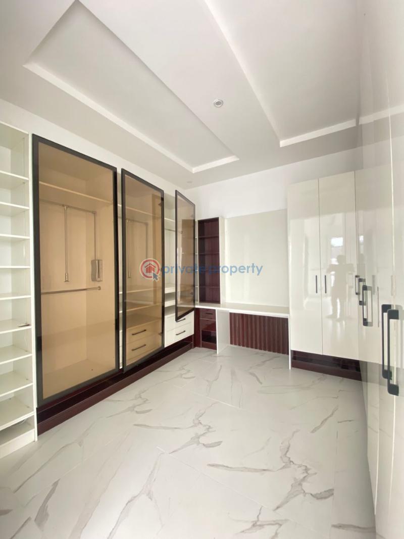 5 bedroom Duplex For Sale Osapa London Lekki Lagos - 18