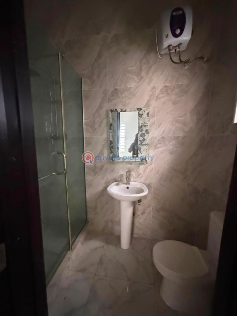 5 bedroom Detached Duplex For Sale Chevron Drive Lekki Lagos - 8