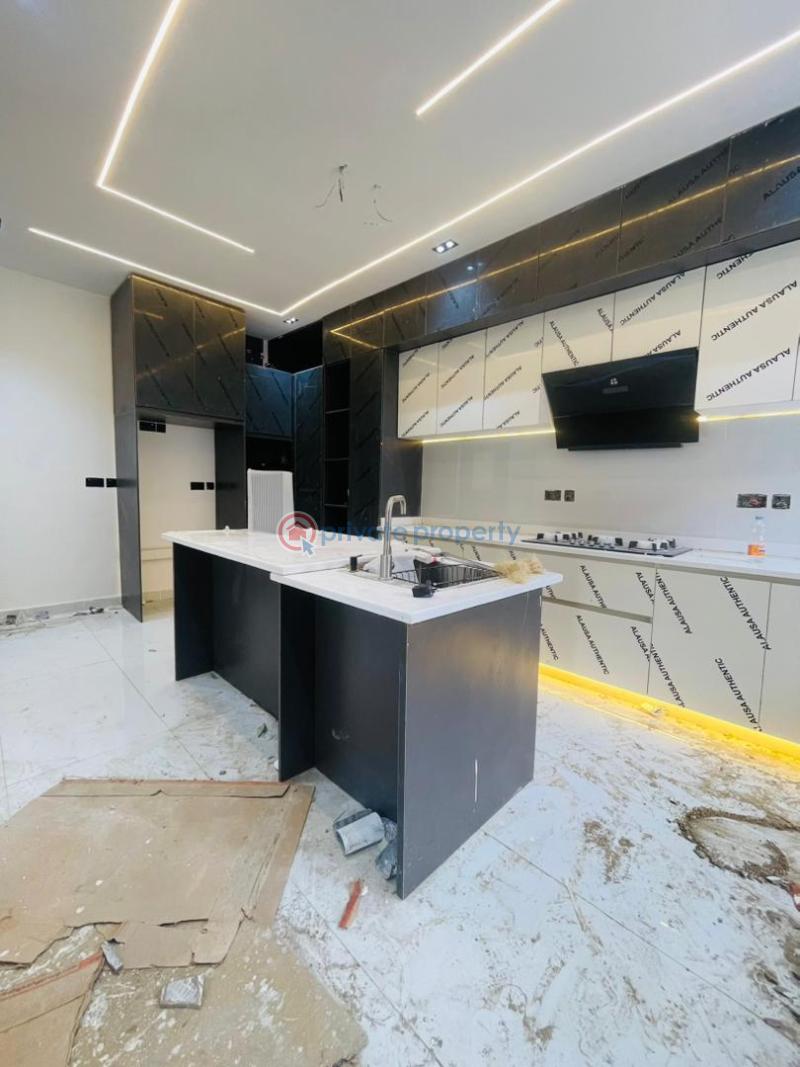 5 bedroom Detached Duplex For Sale Estate Magodo GRA Phase 1 Ojodu Lagos - 2