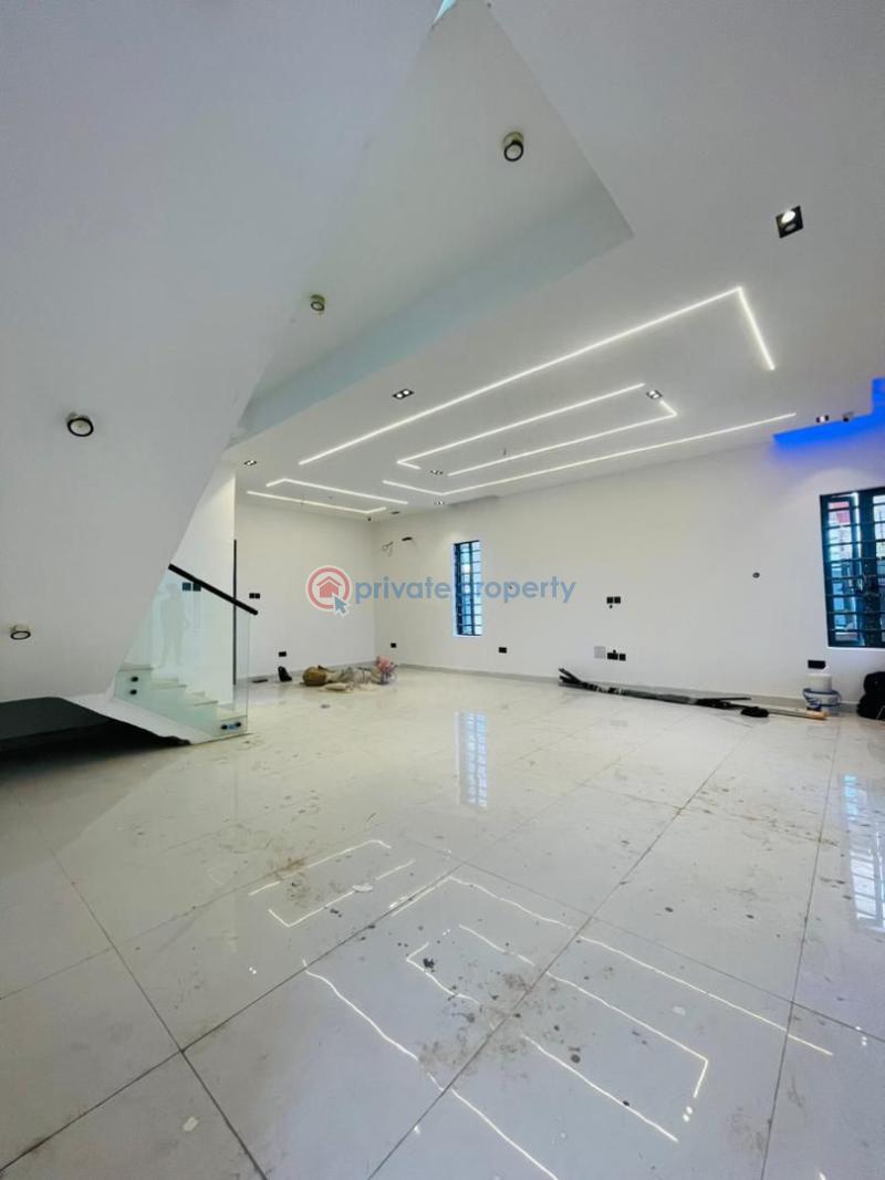 5 bedroom Detached Duplex For Sale Estate Magodo GRA Phase 1 Ojodu Lagos - 1