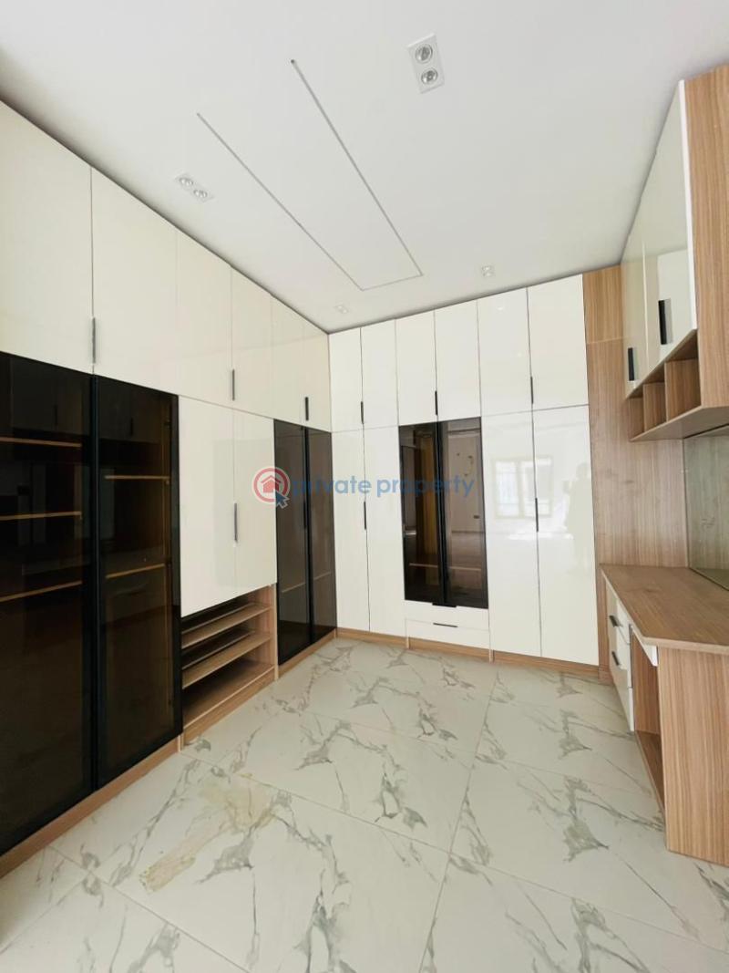 5 bedroom Detached Duplex For Sale Estate Ikeja GRA Lagos - 10