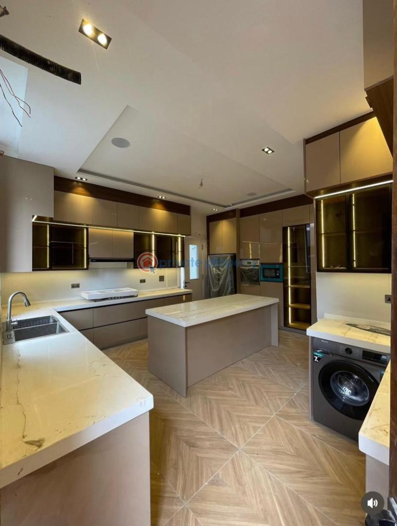 5 bedroom Detached Duplex For Sale Estate Lekki Phase 1 Lagos - 5