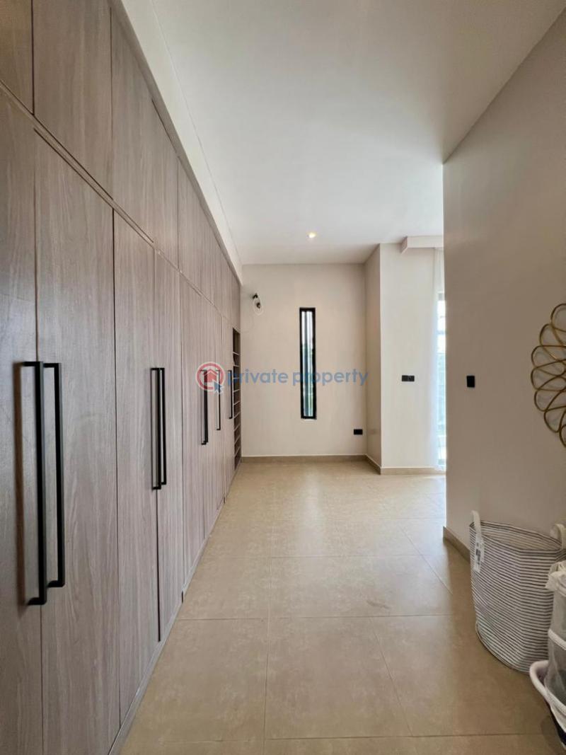 5 bedroom Detached Duplex For Sale Victoria Garden City Lekki Lagos - 17