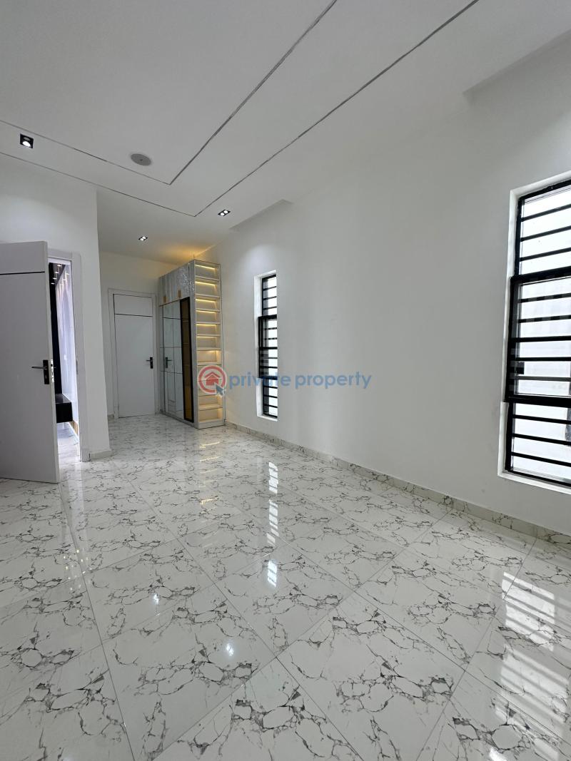 5 bedroom Detached Duplex For Sale Chevron Drive Lekki Lagos - 2