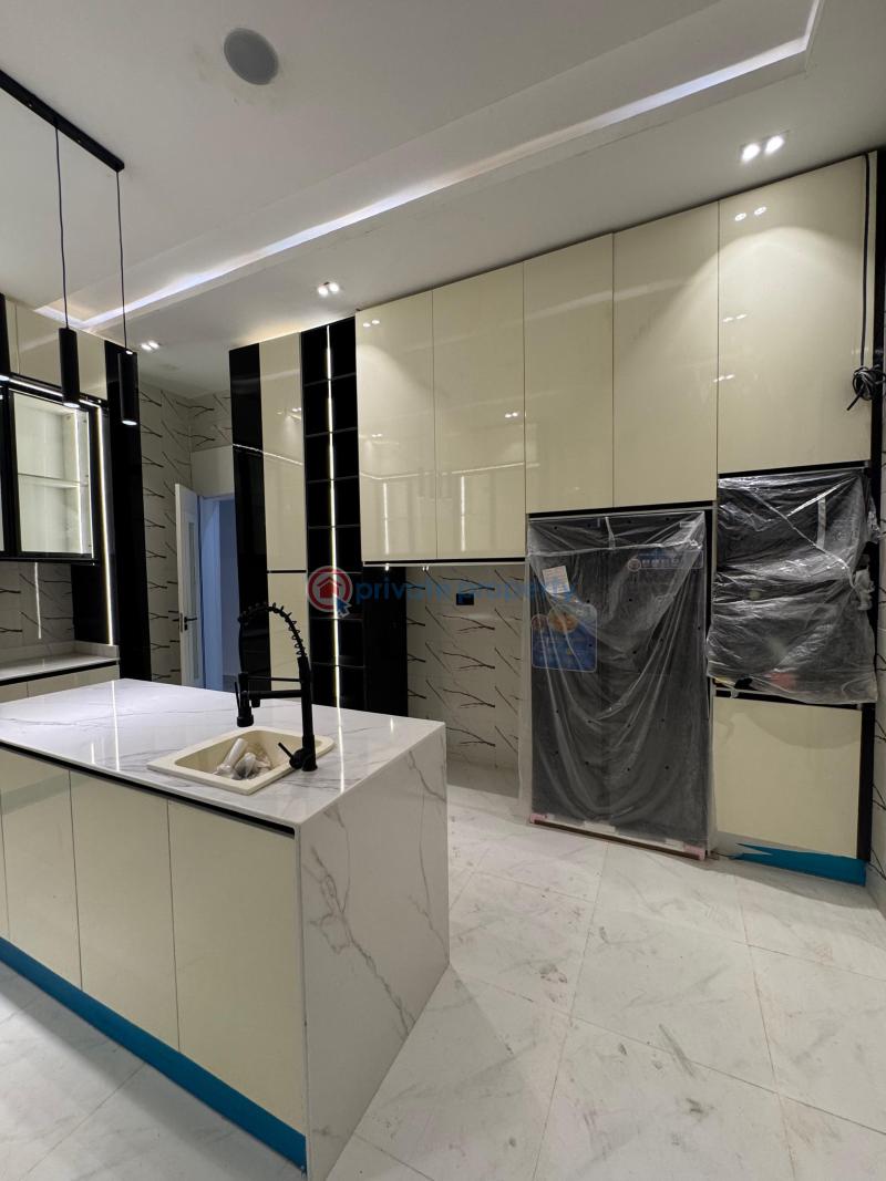 5 bedroom House For Sale Odofin Idado Lekki Lagos - 5
