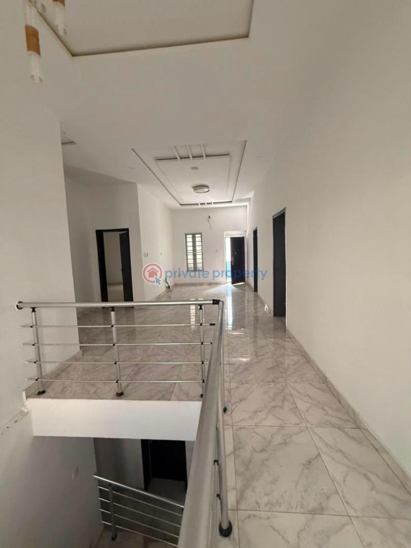 5 bedroom Detached Duplex For Sale Chevron Drive Lekki Lagos - 5