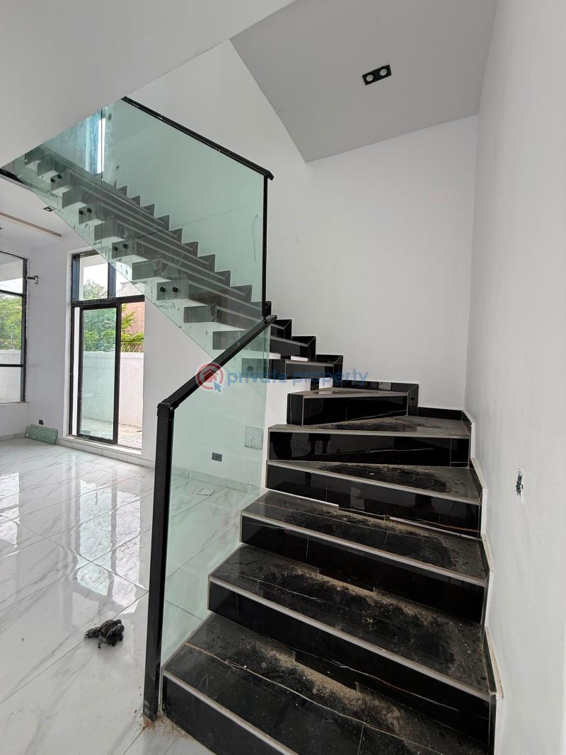 5 bedroom Detached Duplex For Sale Chevron Drive Lekki Lagos - 10
