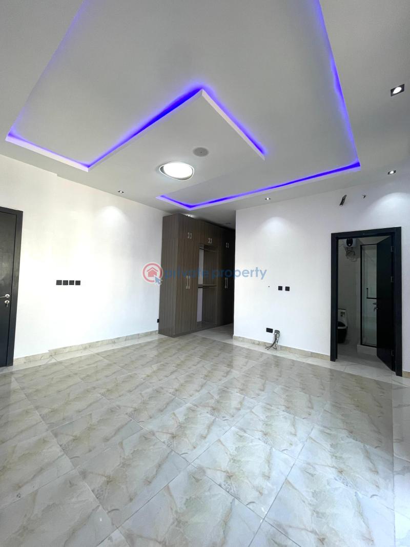 5 bedroom Detached Duplex For Sale Along Lekki Expressway Lagos - 9