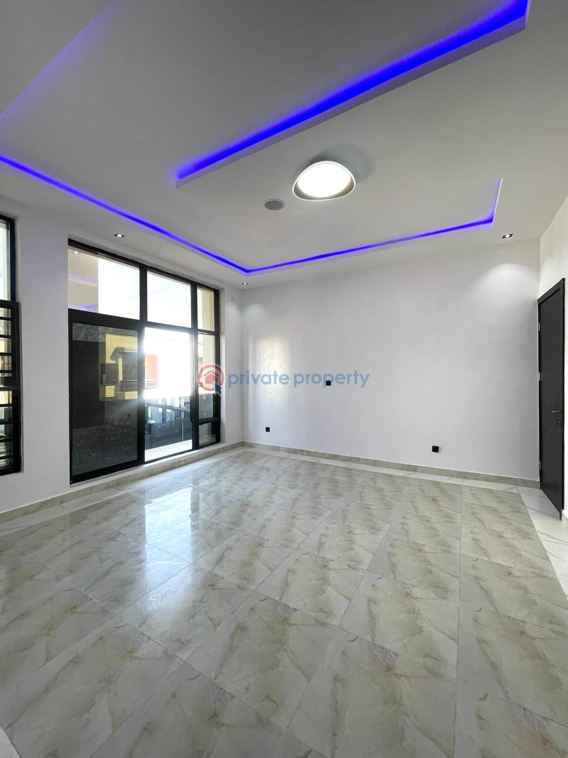 5 bedroom Detached Duplex For Sale Along Lekki Expressway Lagos - 11