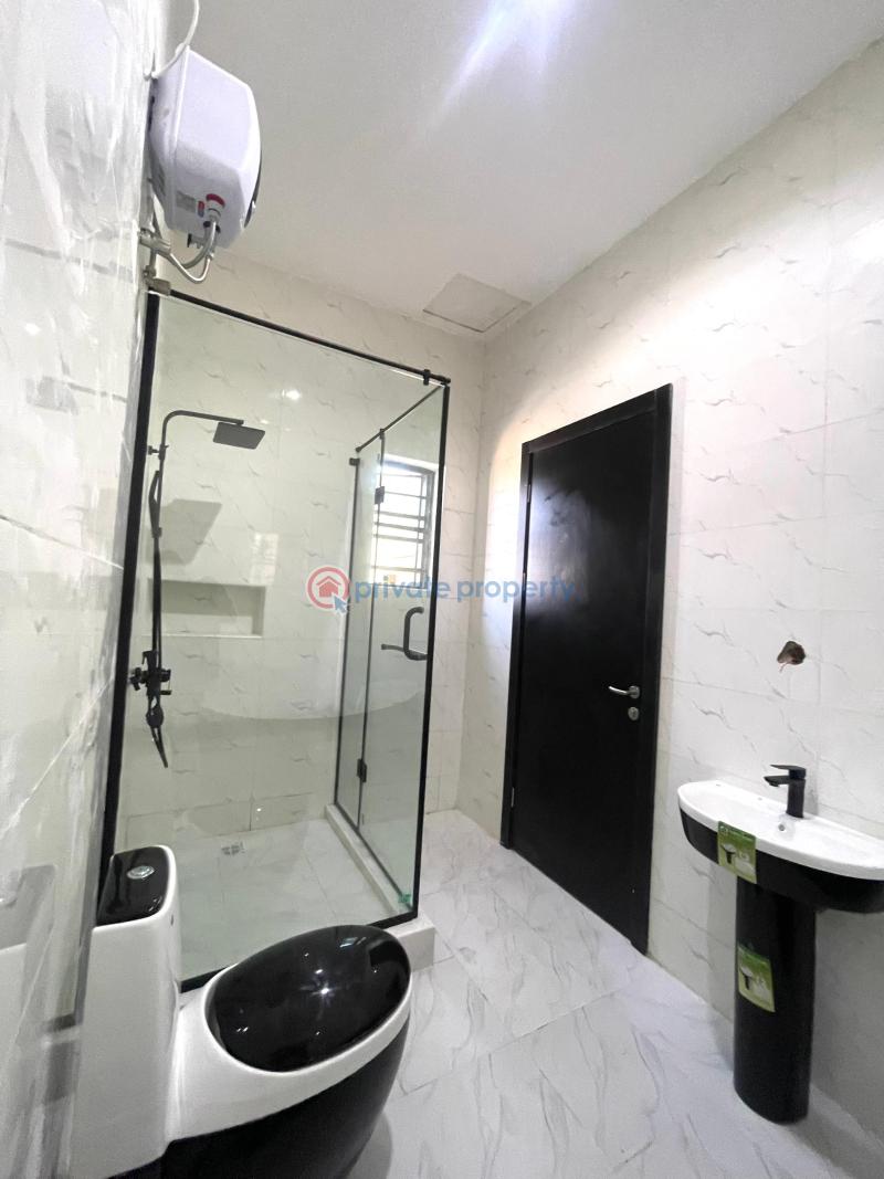 5 bedroom Detached Duplex For Sale Along Lekki Expressway Lagos - 13