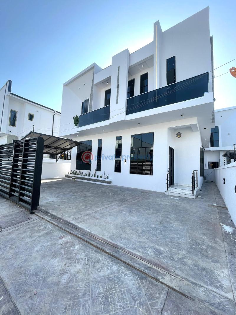 5 bedroom Detached Duplex For Sale Along Lekki Expressway Lagos - 1