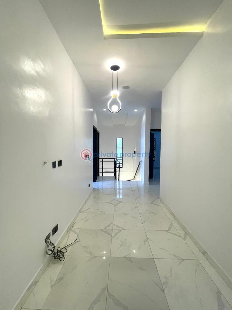 5 bedroom Detached Duplex For Sale Along Lekki Expressway Lagos - 6