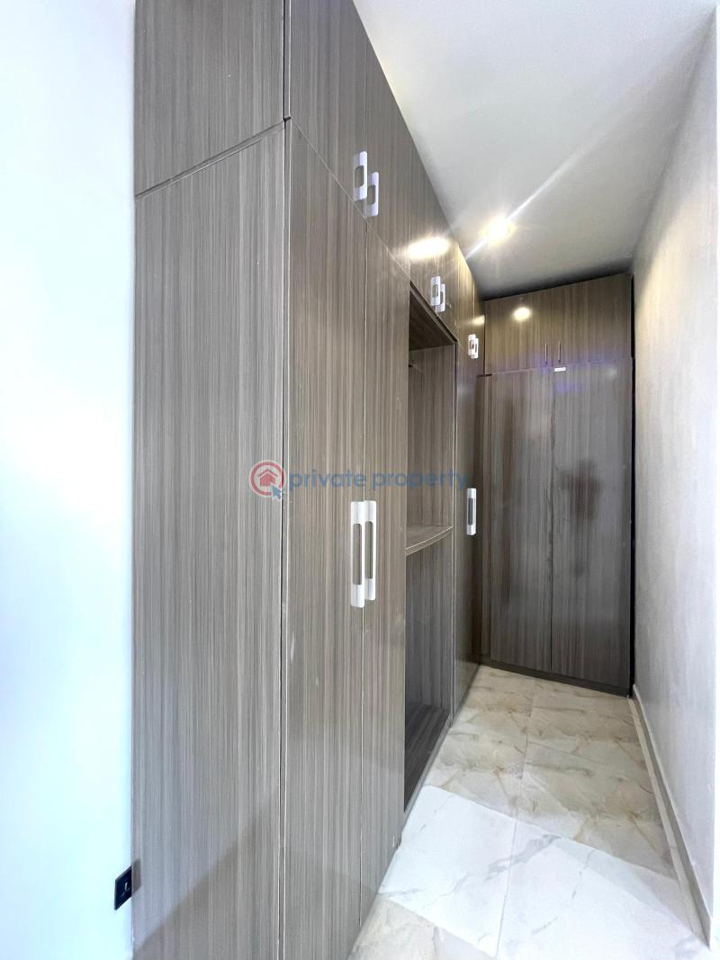 5 bedroom Detached Duplex For Sale Along Lekki Expressway Lagos - 12