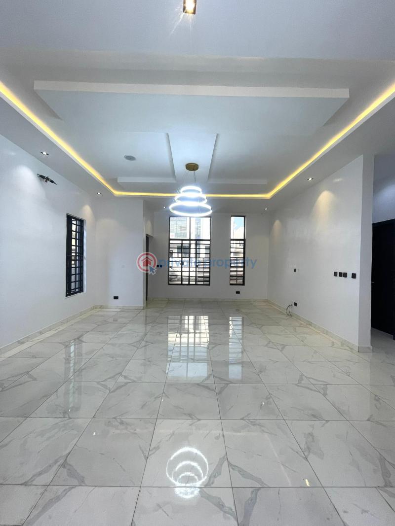 5 bedroom Detached Duplex For Sale Along Lekki Expressway Lagos - 5