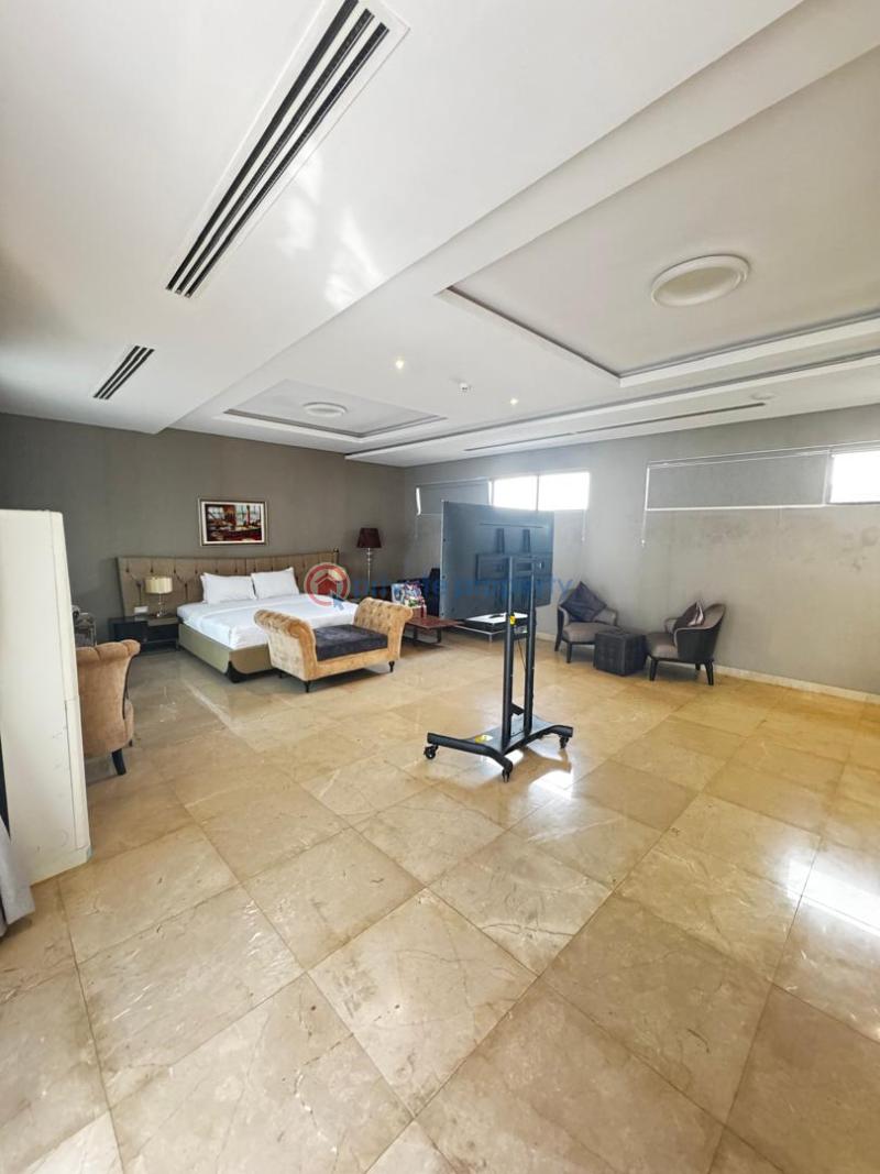 5bedroom apartments/penthouse - 5 5 bedroom Block Of Flats For Sale Victoria Island Lagos - 5