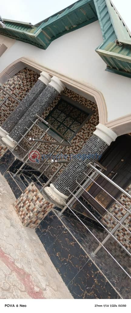 5 bedroom Bungalow For Sale Ashipa Tipper Garage Akala Express Ibadan Oyo - 2