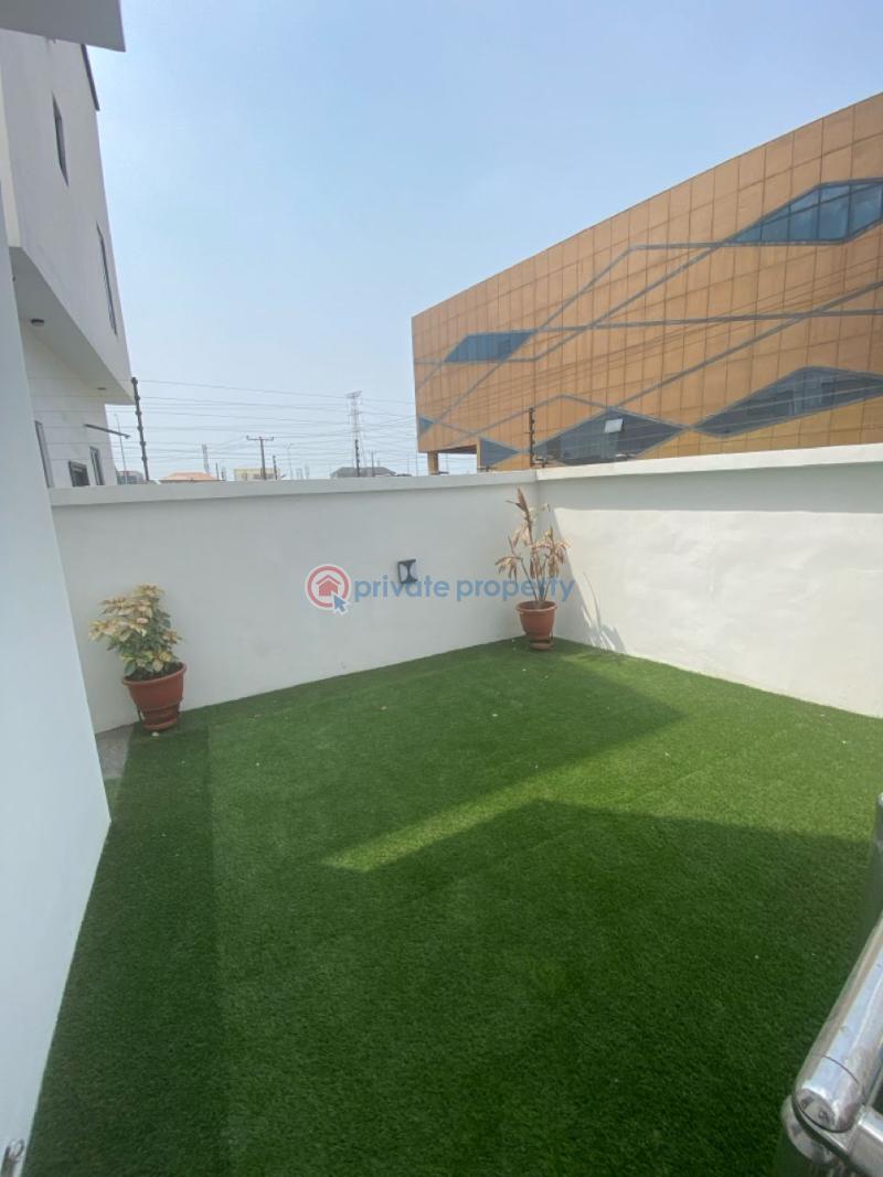 5bedroom contemporary smart home with  bq & pool - 1 5 bedroom Detached Duplex For Sale 2nd Toll Gate Lekki Lagos - 1
