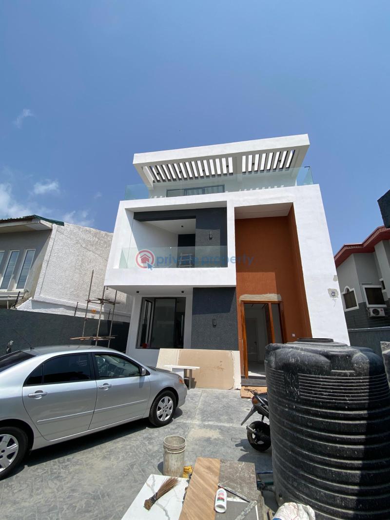 5 bedroom Detached Duplex For Sale Estate Lekki Phase 1 Lagos - 0