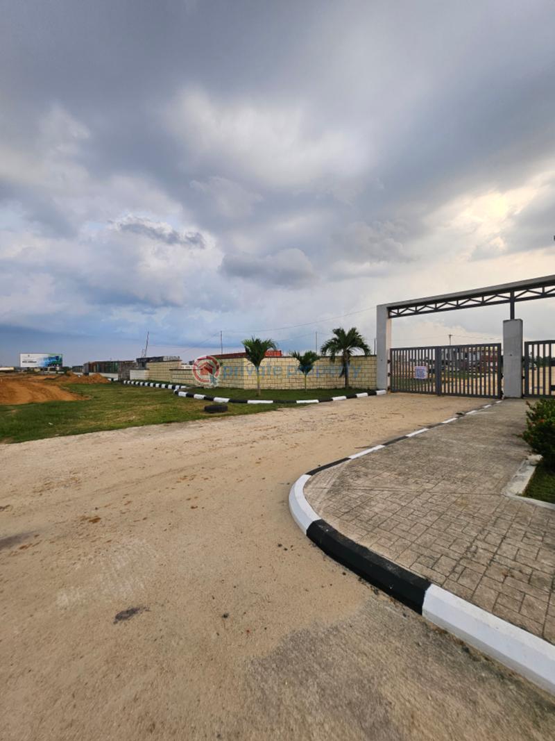 5 bedroom Detached Duplex For Sale Victoria Creek Garden Estate, Obirikwere Port Harcourt Rivers - 17