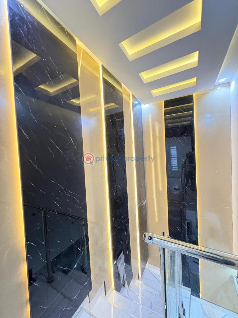 7 bedroom Detached Duplex For Sale New Oko Oba Agege Lagos - 7