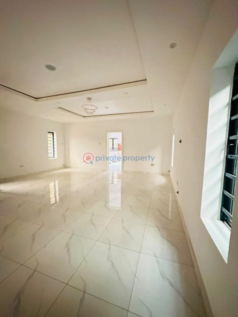 5 bedroom Detached Duplex For Sale Gbagada Phase 2 Lagos - 2