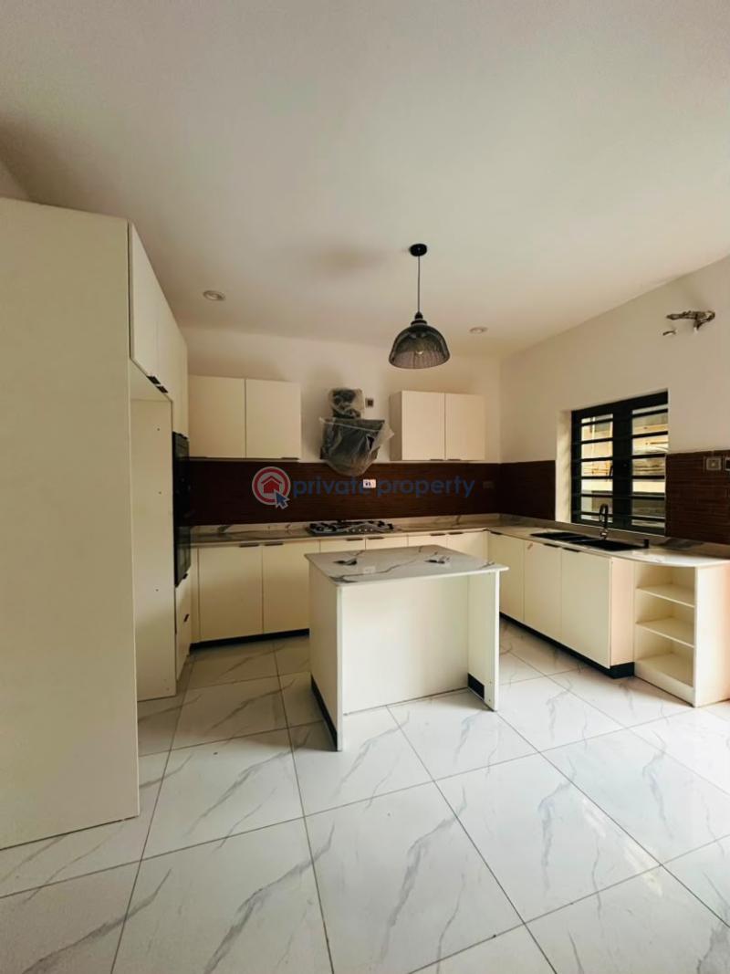 5 bedroom Detached Duplex For Sale Gbagada Phase 2 Lagos - 3