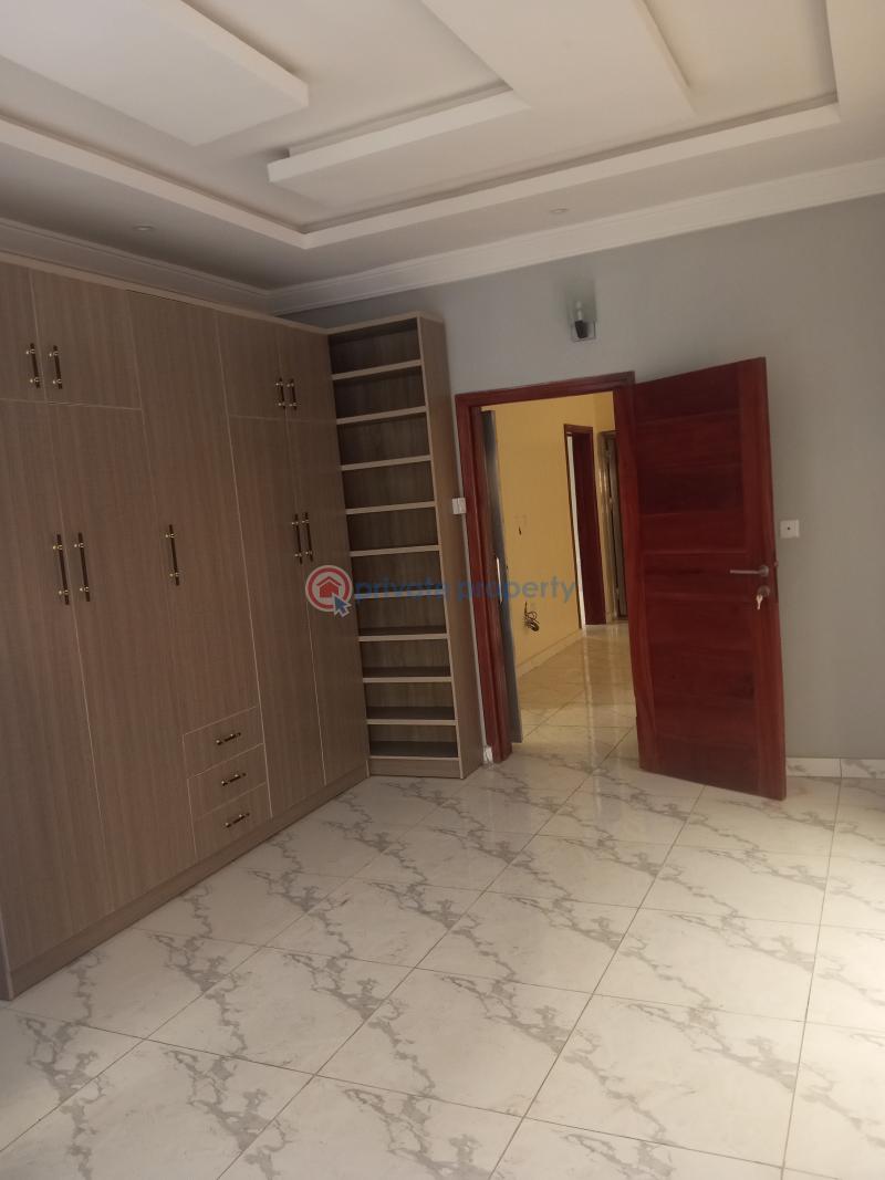 5 bedroom Detached Duplex For Sale Estate Iju-obawole Ifako-Ijaiye Lagos - 3