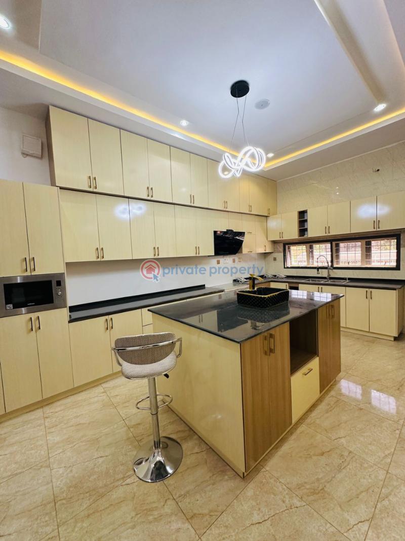 5 bedroom Detached Duplex For Sale Apo Resettlement Apo Abuja Phase 2  - 3
